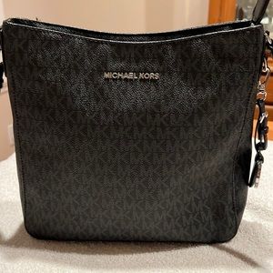 Michael Kors Cross Body signature bag with silver hardware